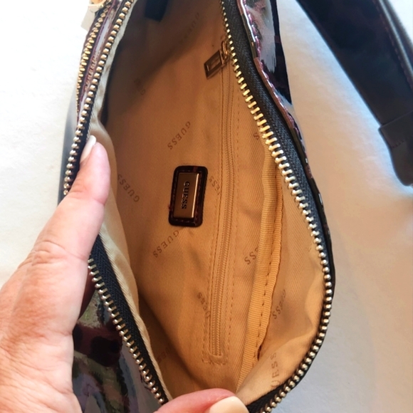 New GUESS Varsity Pop Patent Leopard Animal Print Fanny Pack - Picture 7 of 8